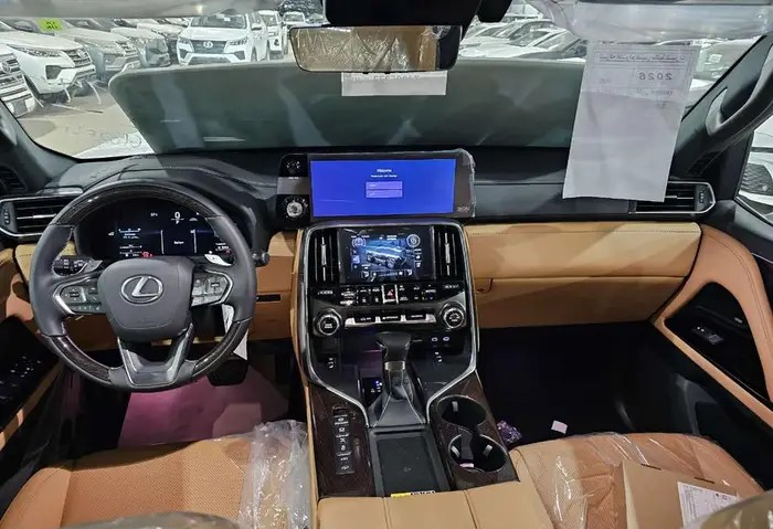 لكزس LX600 BB 2026.