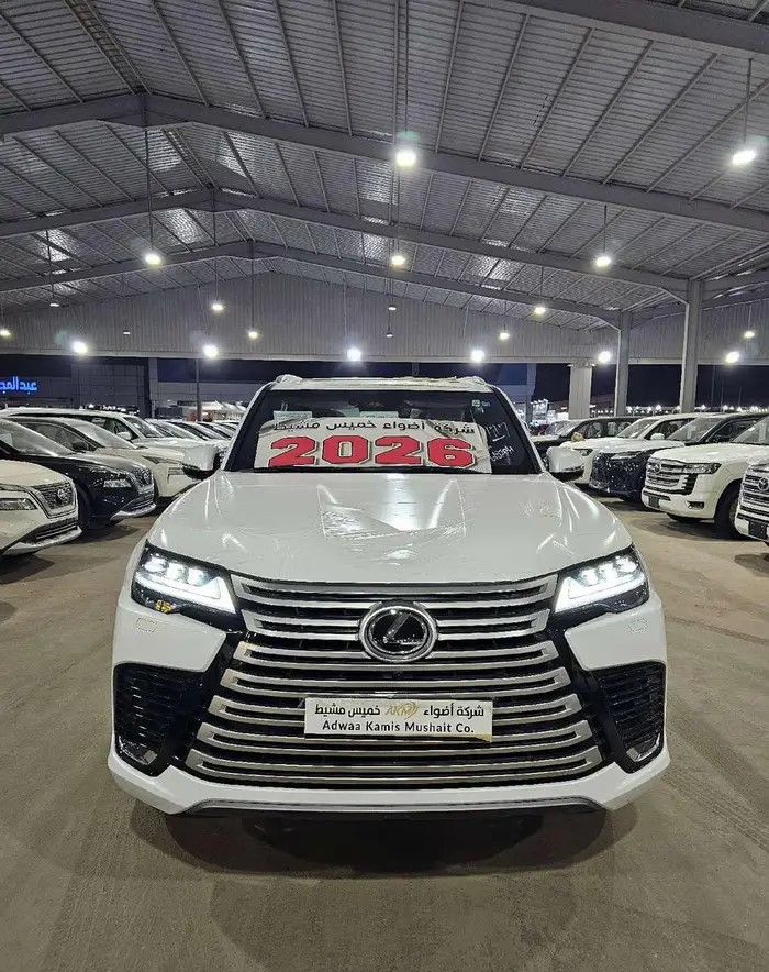 لكزس LX600 BB 2026.