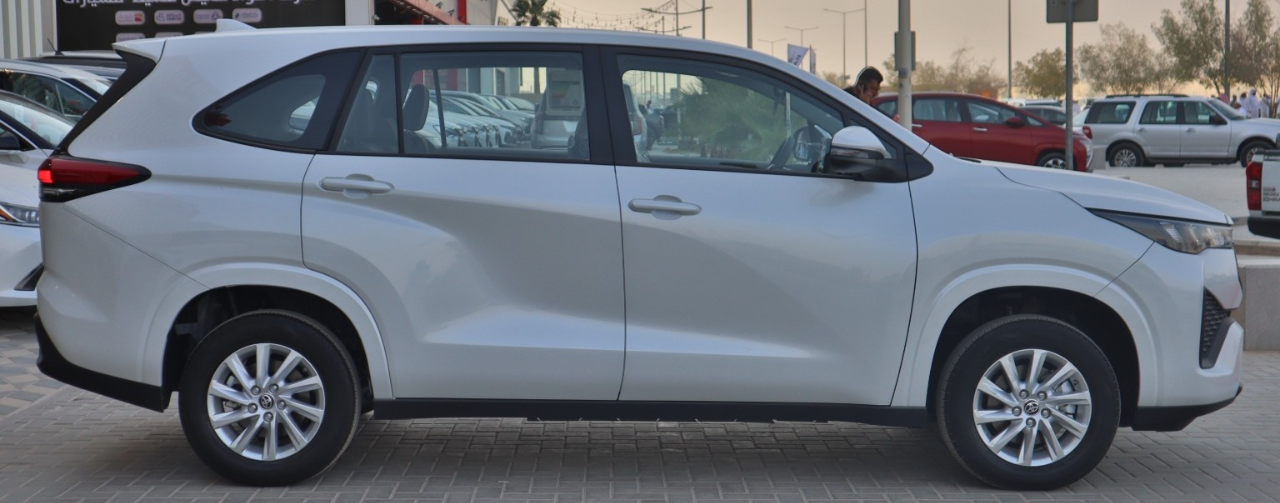 تويوتا انوفا GL 2.0 بنزين 2026سعودي جدة و الرياض